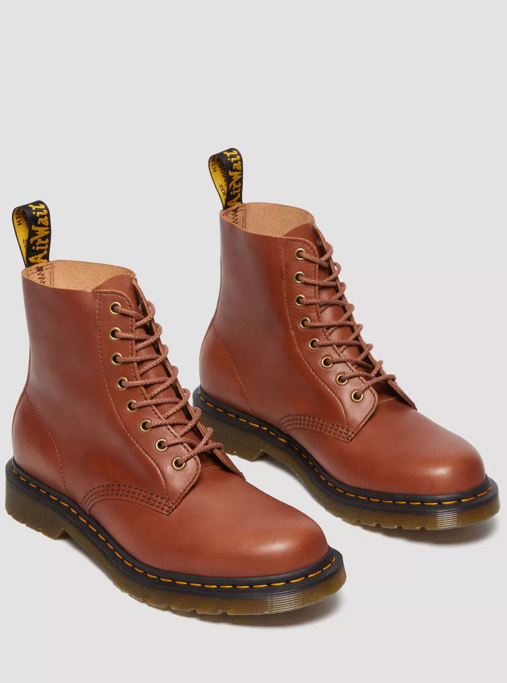 Dr hot sale martens camoscio