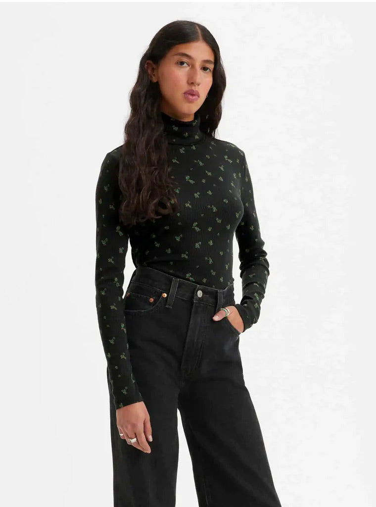 Moon Rib Turtleneck